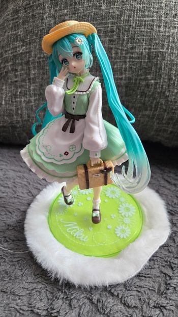 figurine hatsune miku fassions figurine (country ver) 