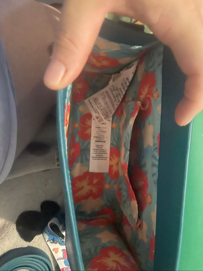 Loungefly sac à main stitch - photo numéro 3