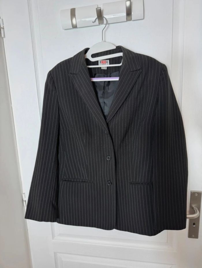 Tailleur pantalon comme neuf