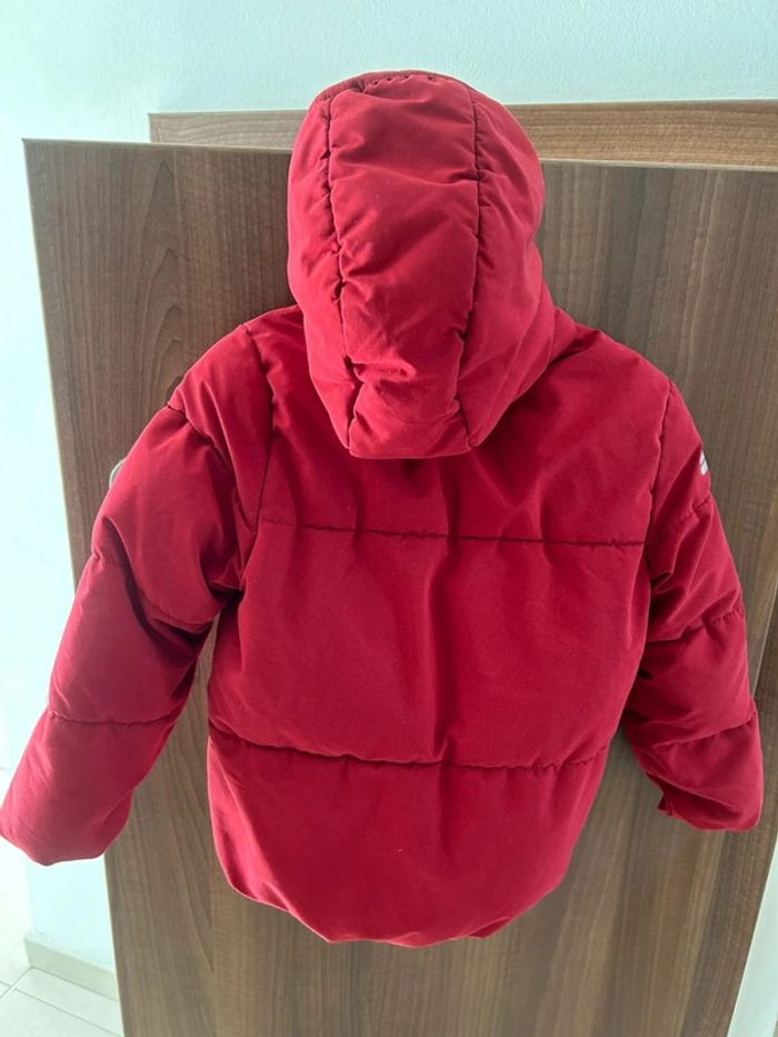 manteau doudoune rouge garcon à capuche kiabi taille 6ans - photo numéro 2