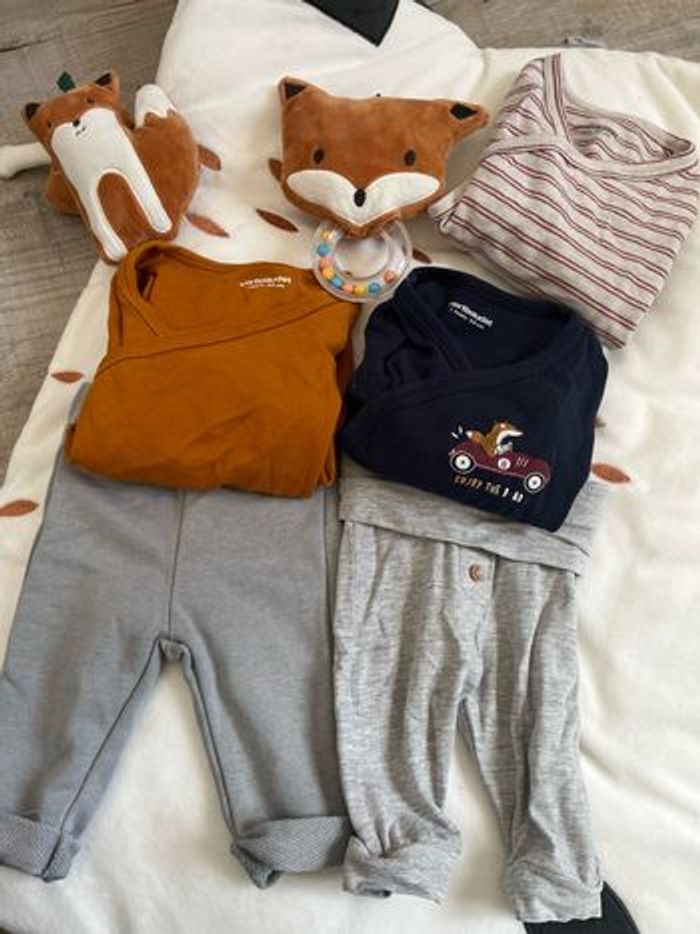 Lot vêtements 1 mois