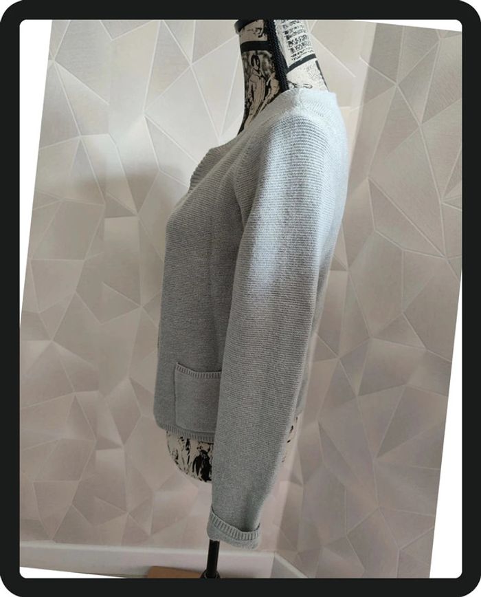 Gilet gris - photo numéro 2