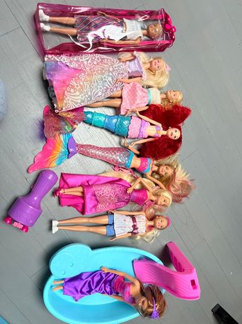 Lot de barbies