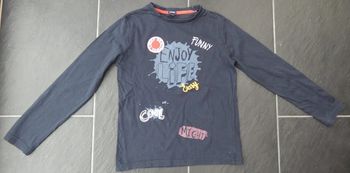 Joli tee-shirt manches longues garçon 10 ans (138-143 cm)