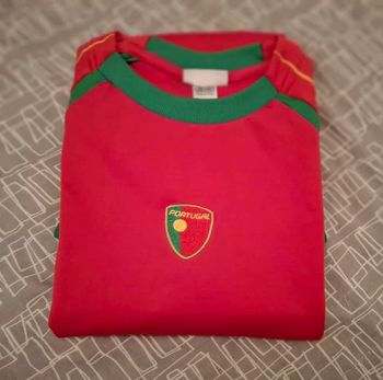 tee shirt"portugal" 14 ans