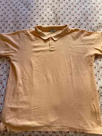 T-shirt polo