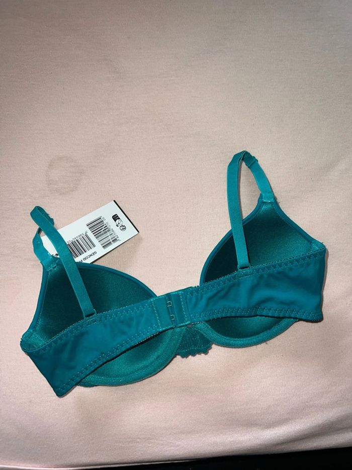 Soutien gorge - photo numéro 4