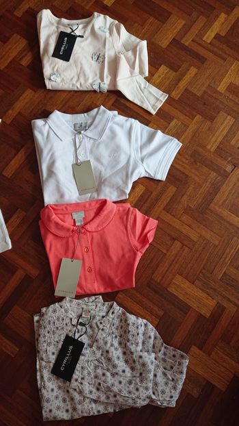 Lot haut CYRILLUS 8 ans