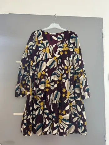 Robe Vintage love taille M/L