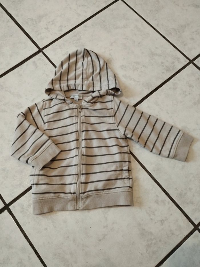 Veste à capuche