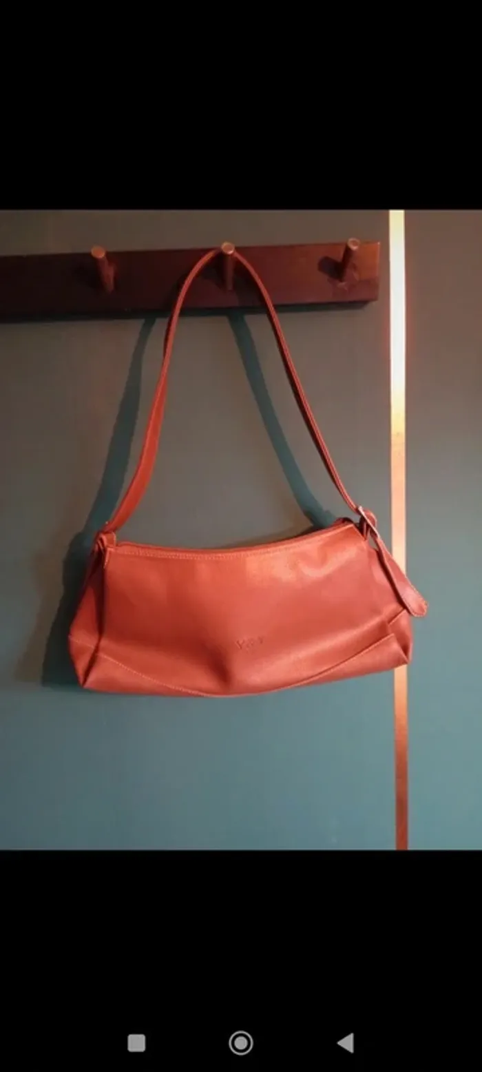 Sac style baguette en cuir
