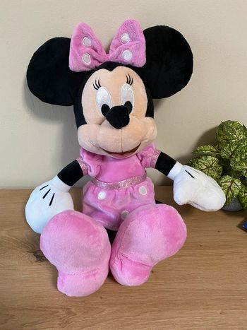 Grande peluche minnie robe rose pois paillette Disney nicotoy 45 cm