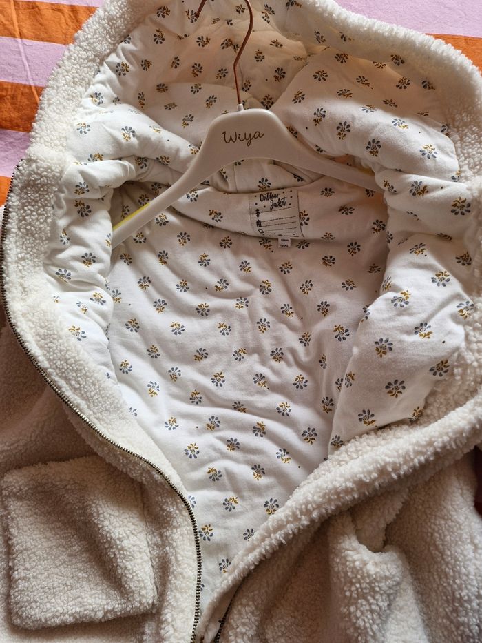 Veste fourrure très bon état - photo numéro 3