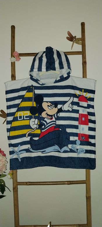 Poncho/ Peignoir/ C1pe de bain Mickey by Disney excellent état taille unique