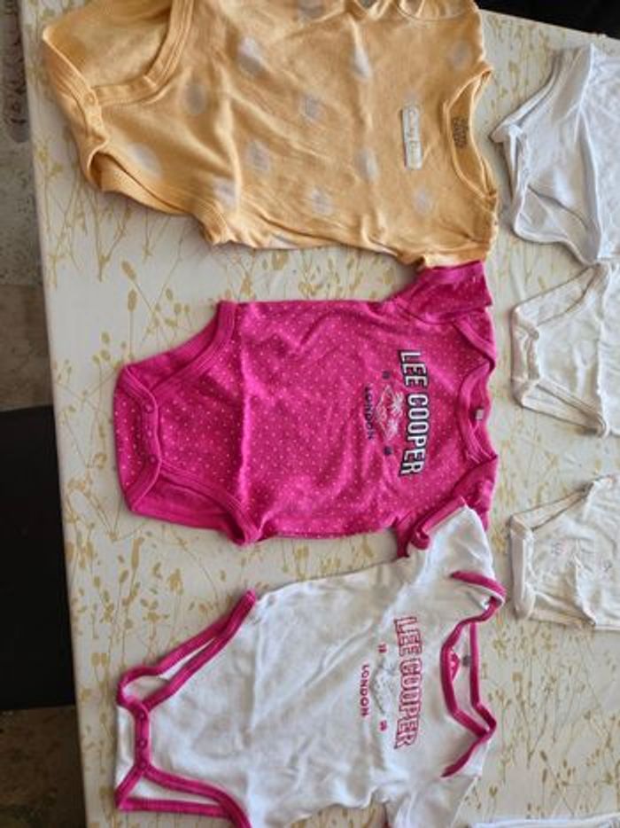 Lot de vêtements fille 23 / 24 mois - Très Bon état - photo numéro 9