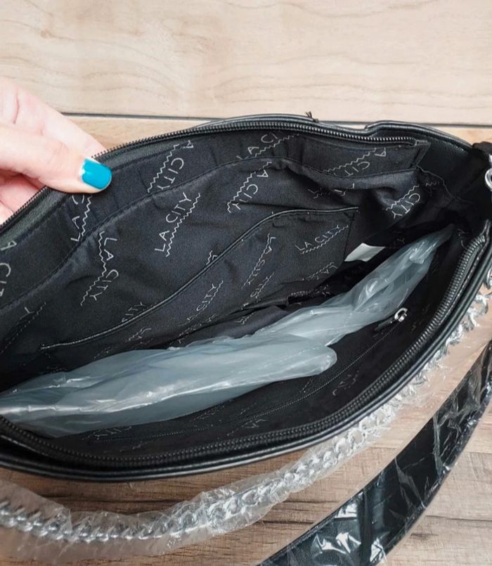 Superbe sac à main neuf La City - photo numéro 8