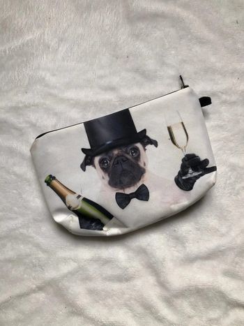 Pochette chien