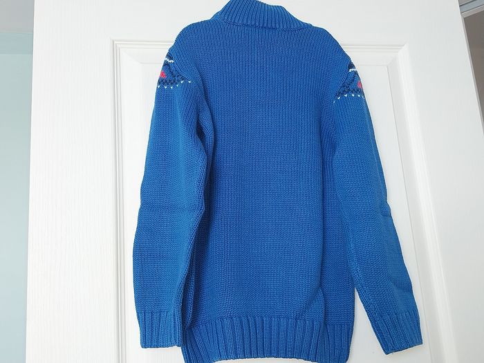 Pull chaud bleu - photo numéro 2
