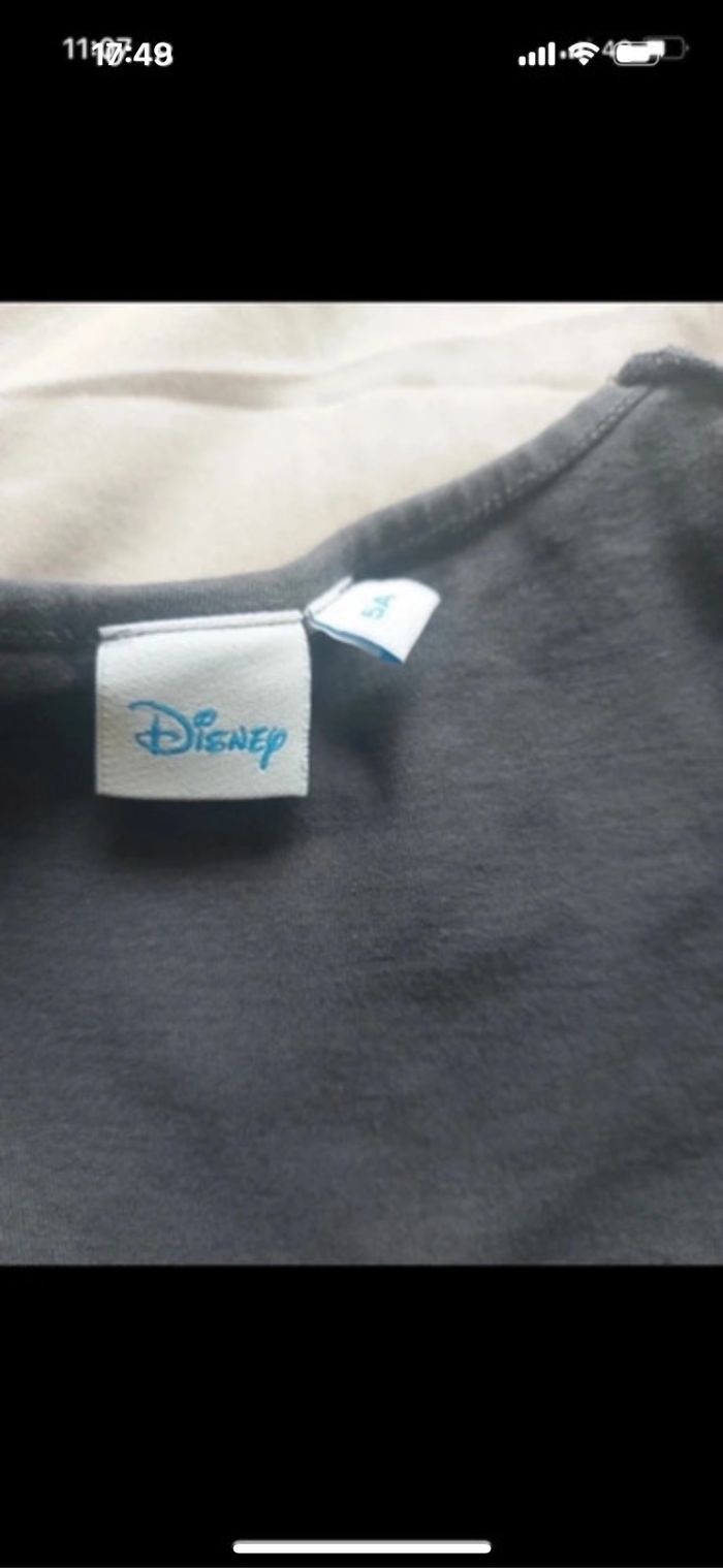 Tee-shirt Disney taille 5 ans - photo numéro 3