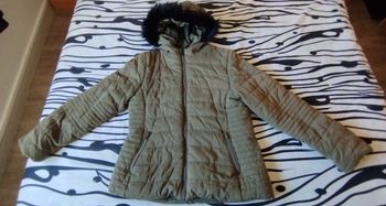 Doudoune à capuche taille S