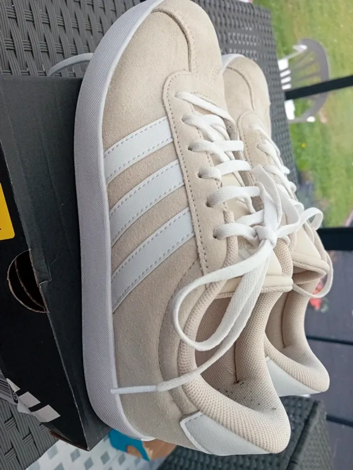 Baskets adidas - photo numéro 9
