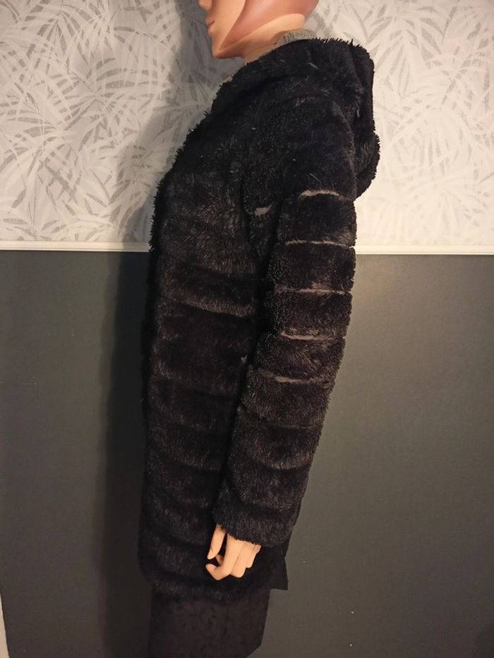 Manteau en fausse fourrure à capuche noir M(38/40) - photo numéro 6