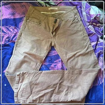 Pantalon style velour taille 40 marque cache cache