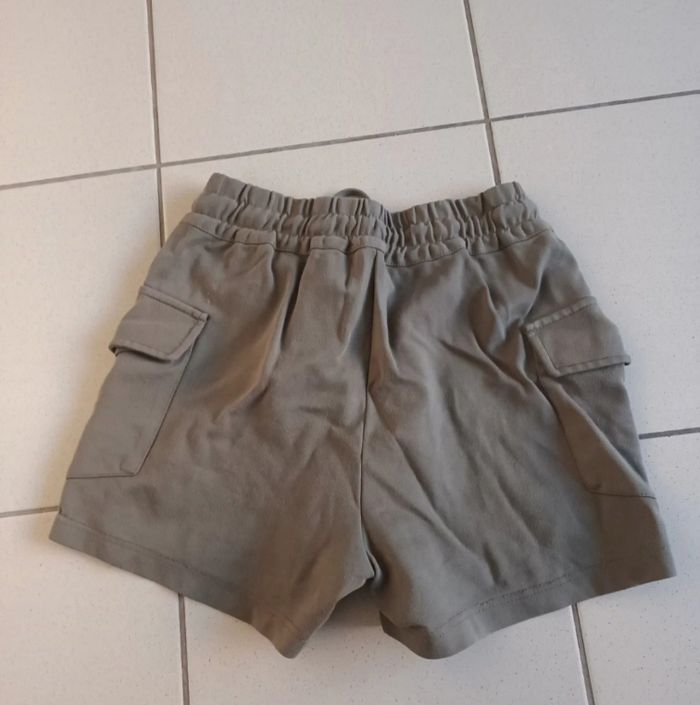 Short Amisu taille 34 - photo numéro 4