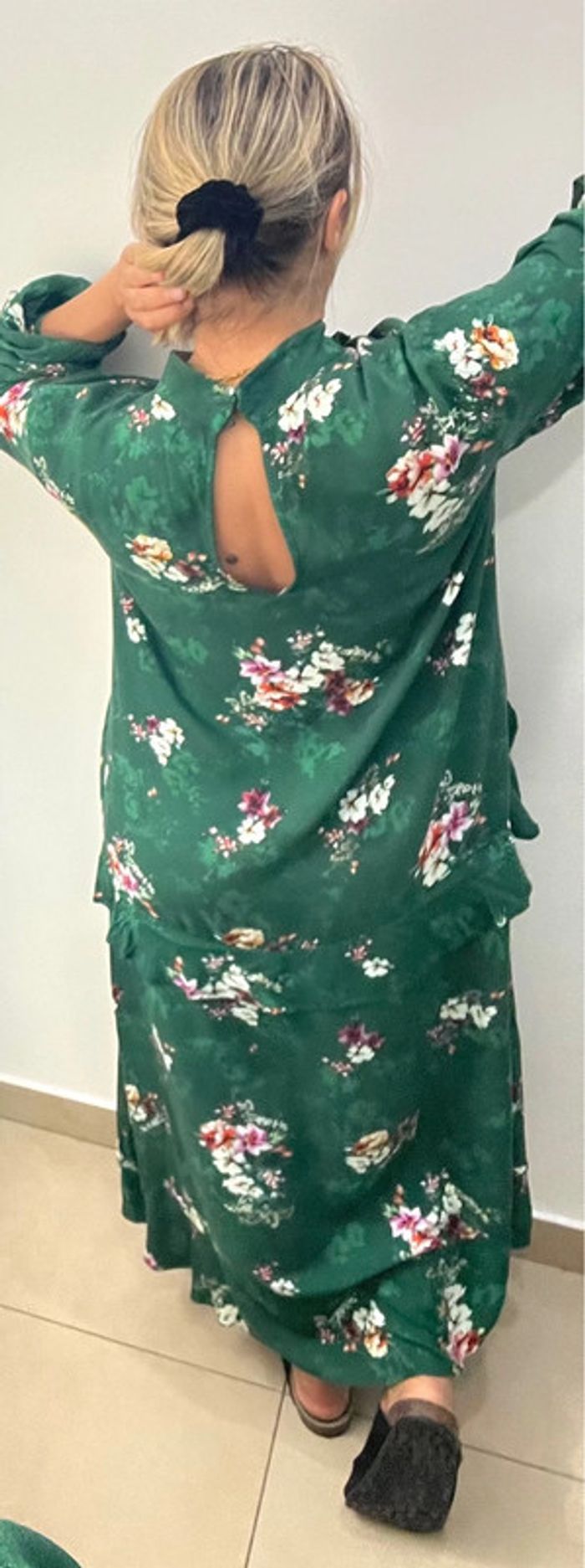 🌿Robe longue à fleurs avec volant Taille M - photo numéro 7