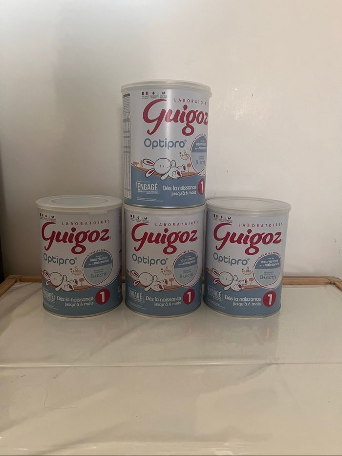 Lot de 4 pots de lait guigoz 1 optipro  neuf sous blister  Date de péremption: 12/2026 Prix non négociable ❌ Valeur: 71,60€ les 4