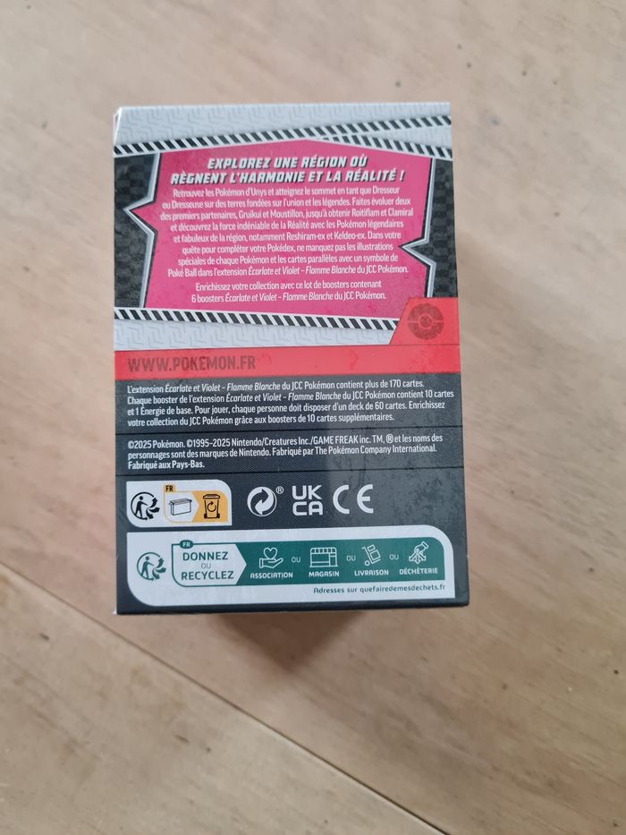 Pokemon Ev10.5 Bundle Flamme Blanche en Français - photo numéro 3