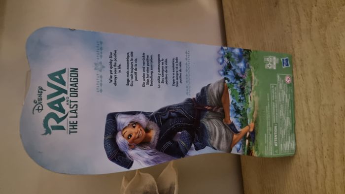 Disney - Raya et le Dernier Dragon - Poupée mannequin Sisu forme humaine - - photo numéro 5