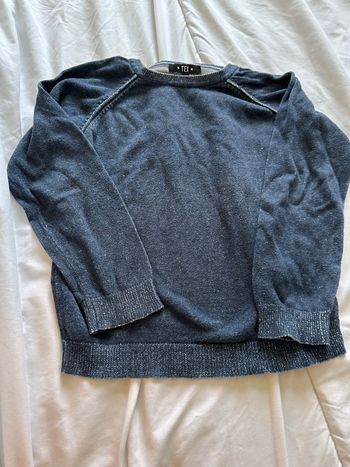 Pull taille 5/6 ans