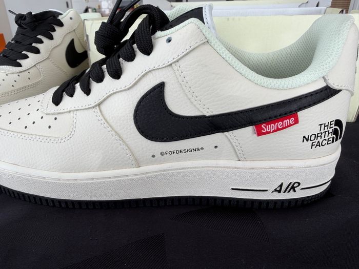 Nike X Suprême X The North Face - photo numéro 2