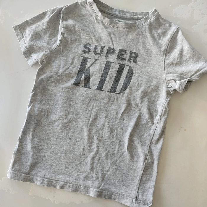 Tee shirt taille 8 ans