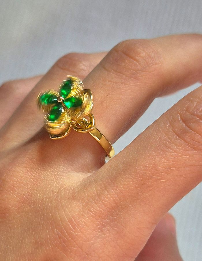 Bague anti-stress trèfle en acier inoxydable - photo numéro 2