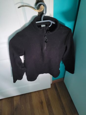 Pull polaire taille 10ans