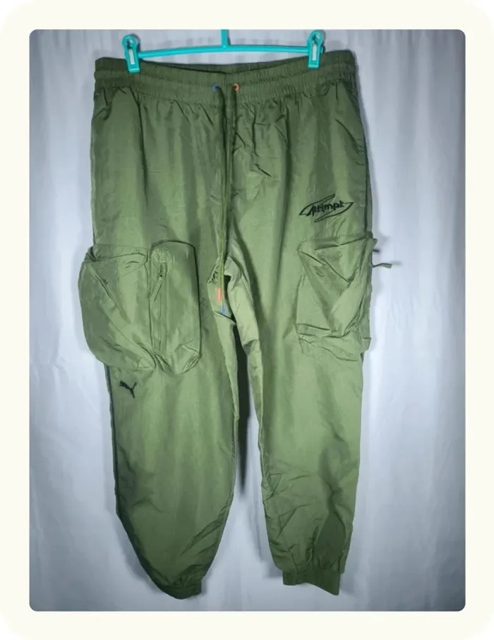 Pantalon large cargo Puma x Attempt Neuf Taille M et XL