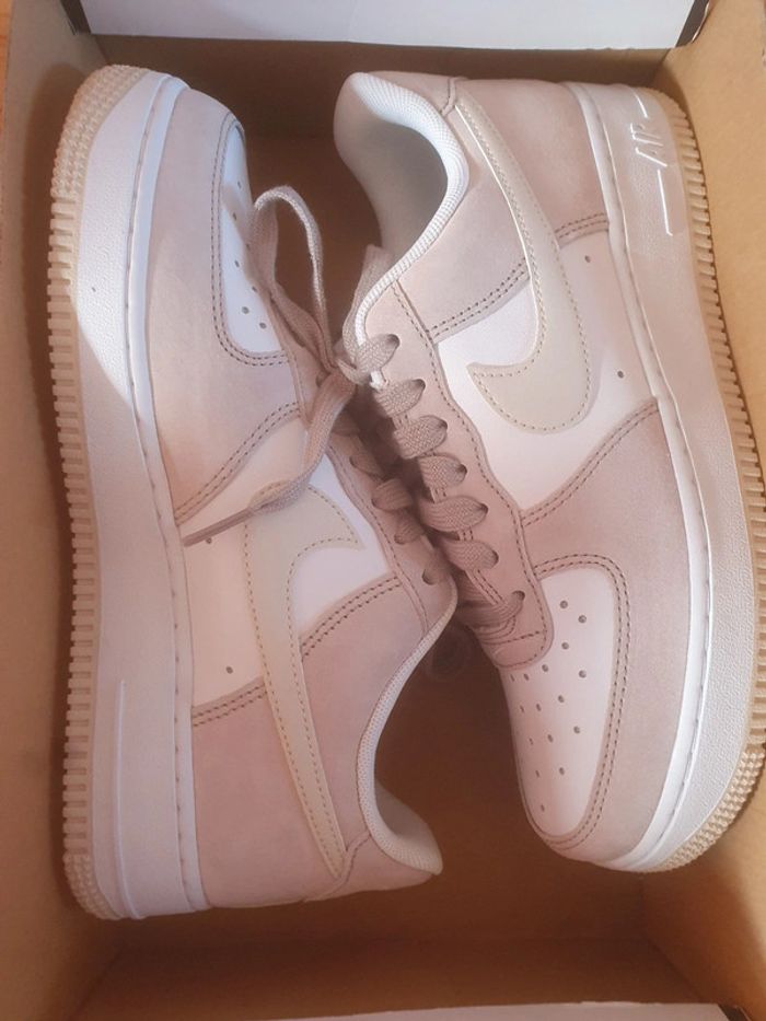 Nike Air Force 1 "phantom croc"(36.5) - photo numéro 3