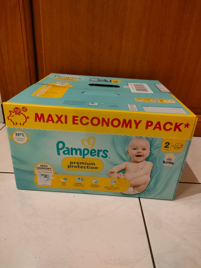 117  Couches taille 2 Pampers
