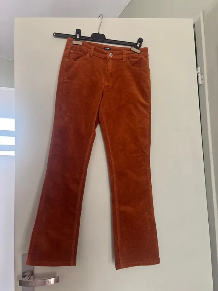 Pantalon velours flare - photo numéro 4