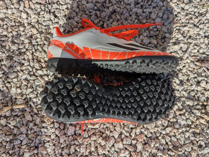 Crampons de foot Adidas pour terrain synthétique - photo numéro 2