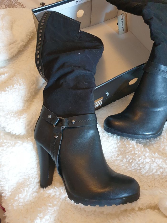 Bottes talons hauts - photo numéro 4