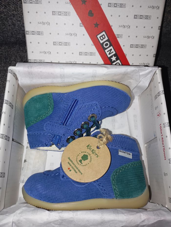 Kickers neuves pour garçon en taille 19