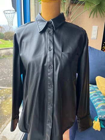 chemise en cuir zara