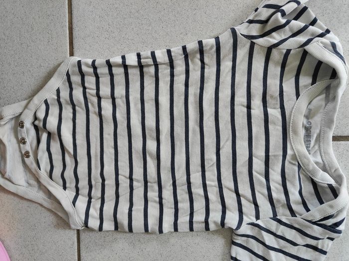 Lot body's 12 mois - photo numéro 7