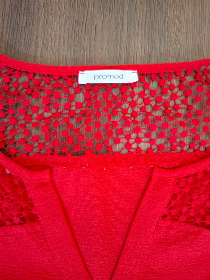 T-shirt rouge - photo numéro 2