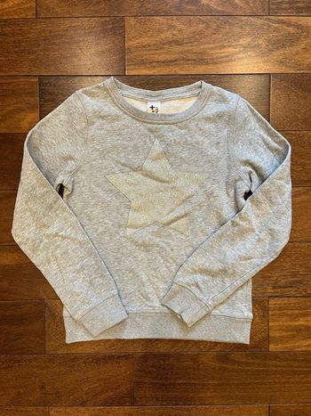 pull gris etoile pailleté c&a 11 12 ans