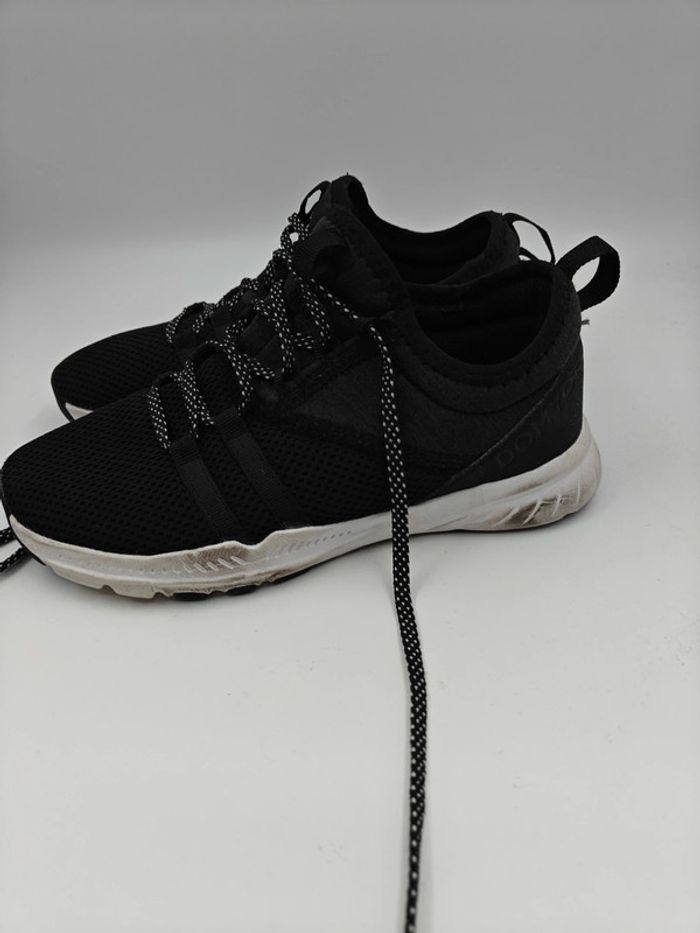 Chaussures noire Domyos t37 - photo numéro 4