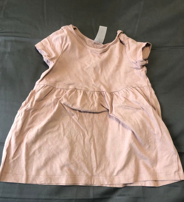 Robe H&M rose 9-12 80 cm